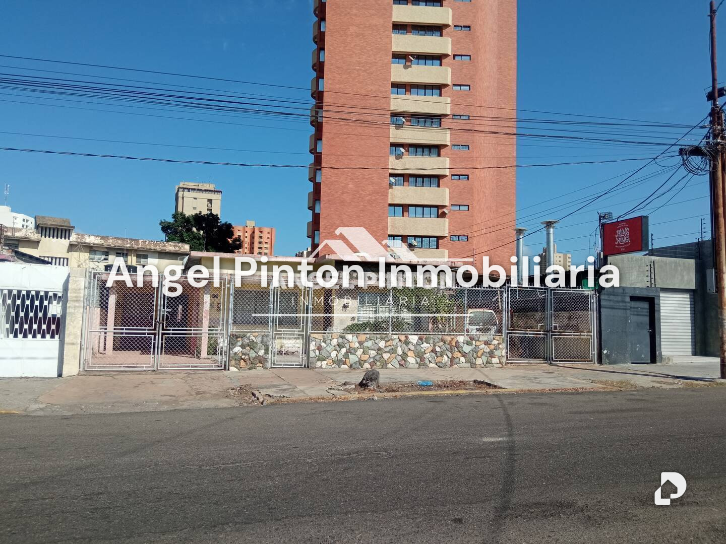 Local comercial en Avenida Cecilio Acosta, Maracaibo – 9