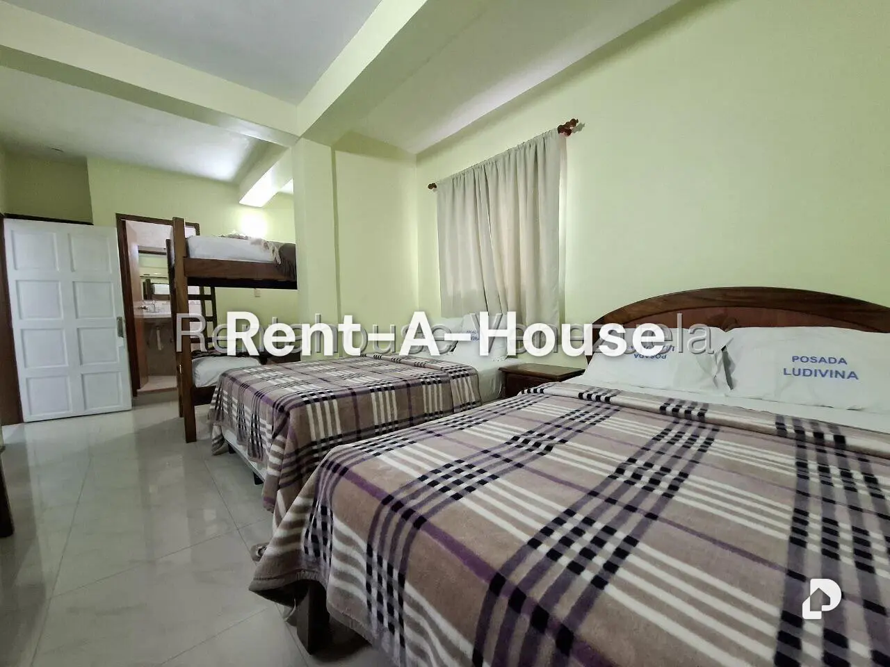 Local comercial en Tucacas – 14