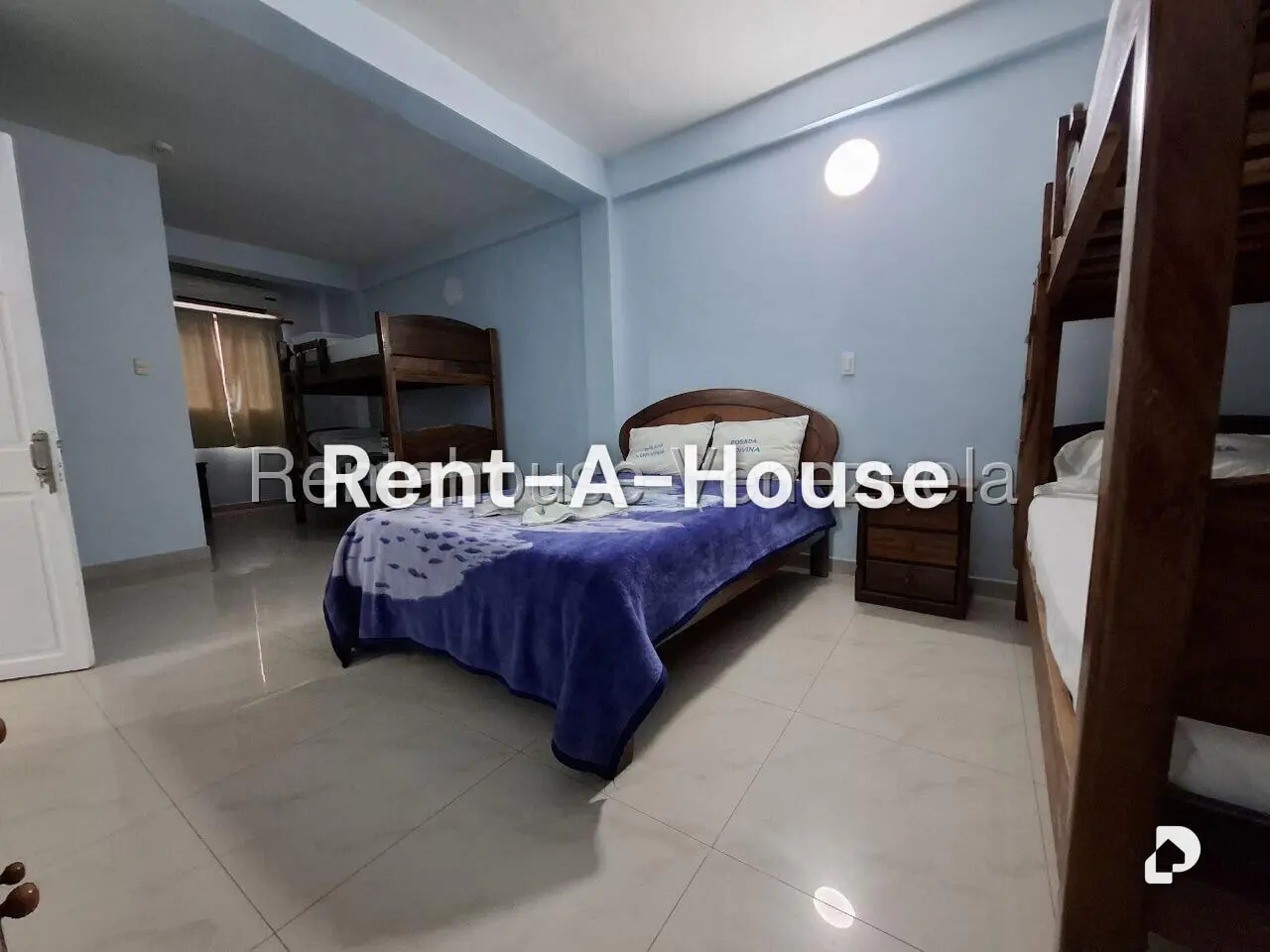 Local comercial en Tucacas – 17