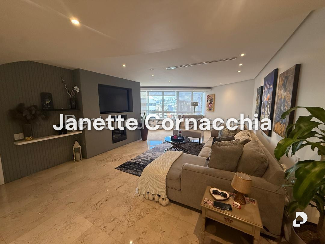 Apartment in Altamira, Caracas – 11