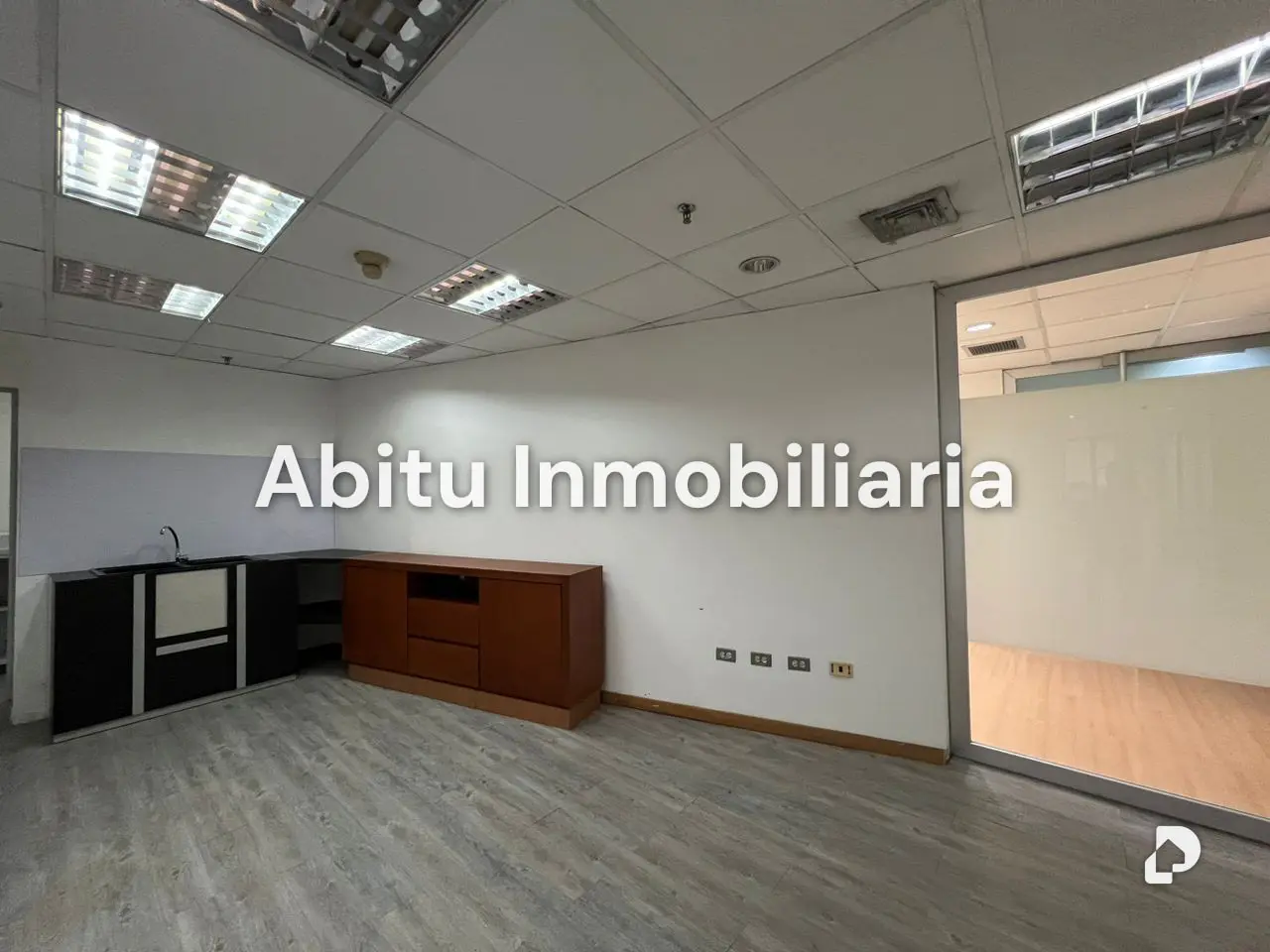 Oficina en Chacao, Caracas – 9