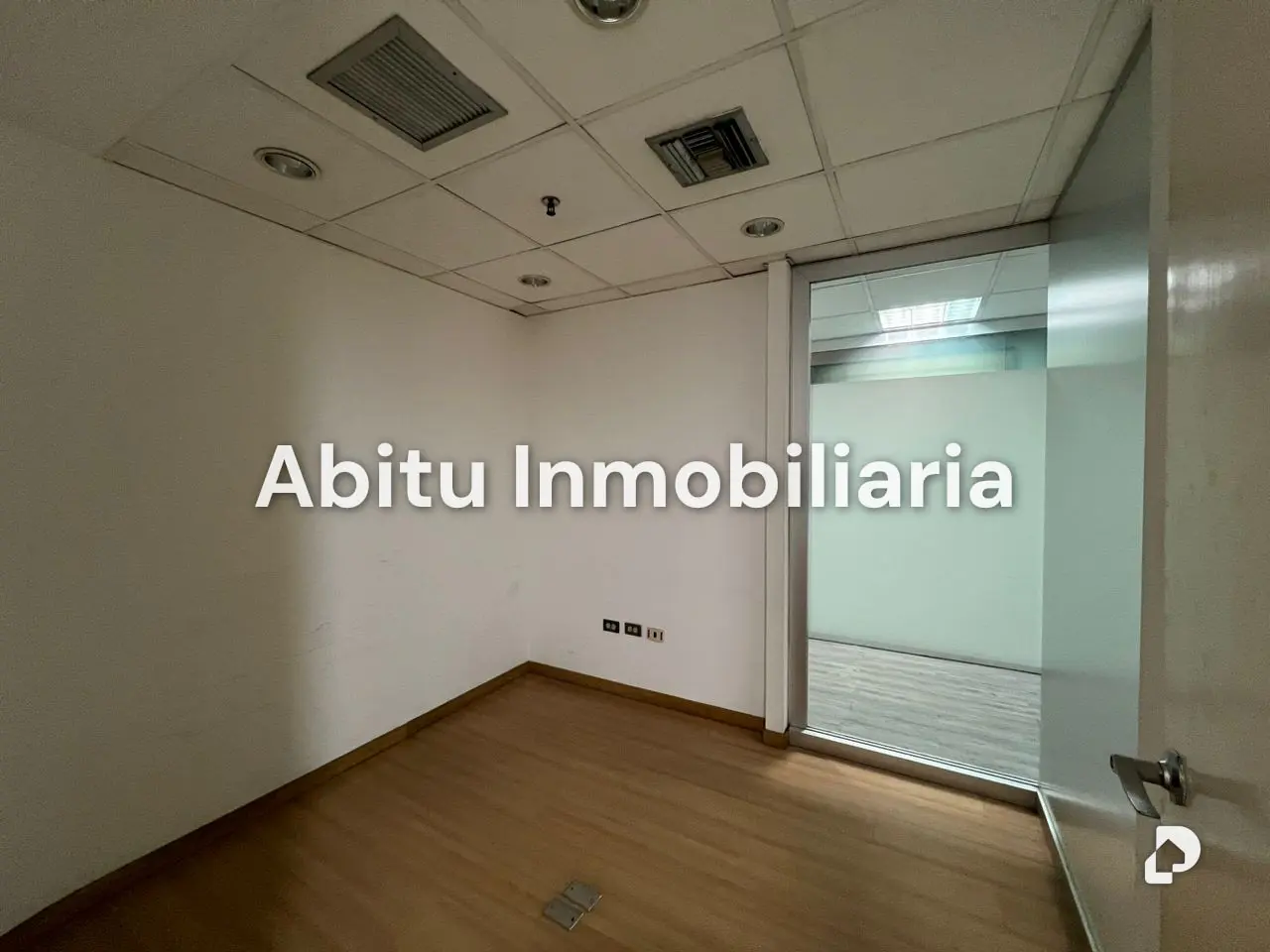 Oficina en Chacao, Caracas – 7