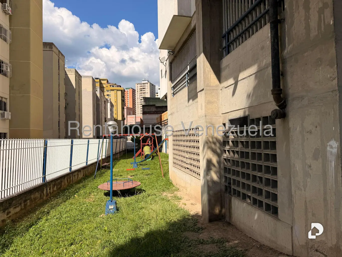 Apartamento en Lomas del Avila, Caracas – 24