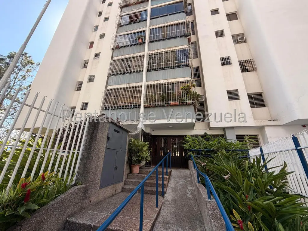 Apartment in Lomas del Avila, Caracas - 1
