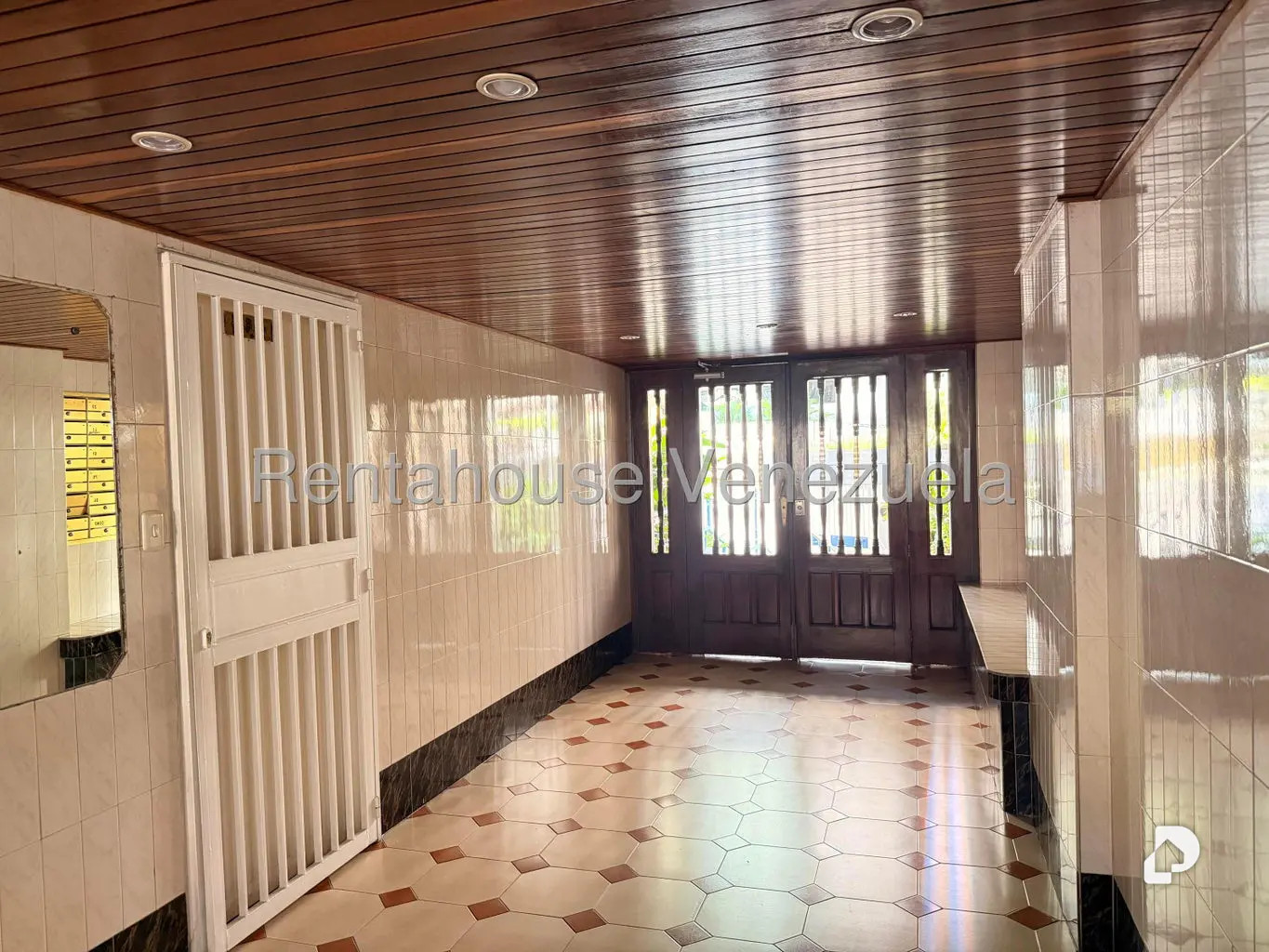 Apartamento en Lomas del Avila, Caracas – 25