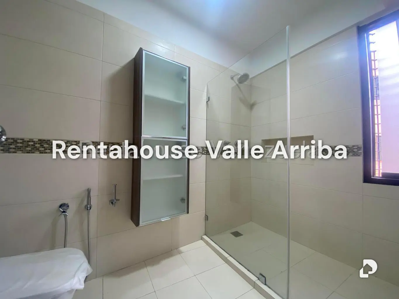 Apartamento en Lomas de La Alameda, Caracas – 12