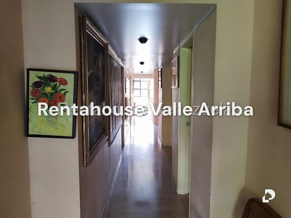 Apartamento en La Florida, Caracas – 12
