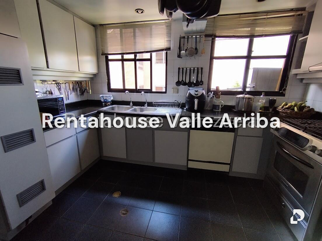 Apartamento en La Florida, Caracas – 9