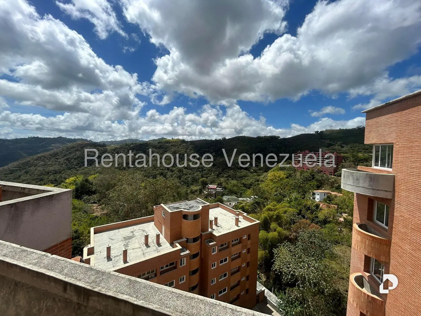 Apartamento en Oripoto, Caracas – 12