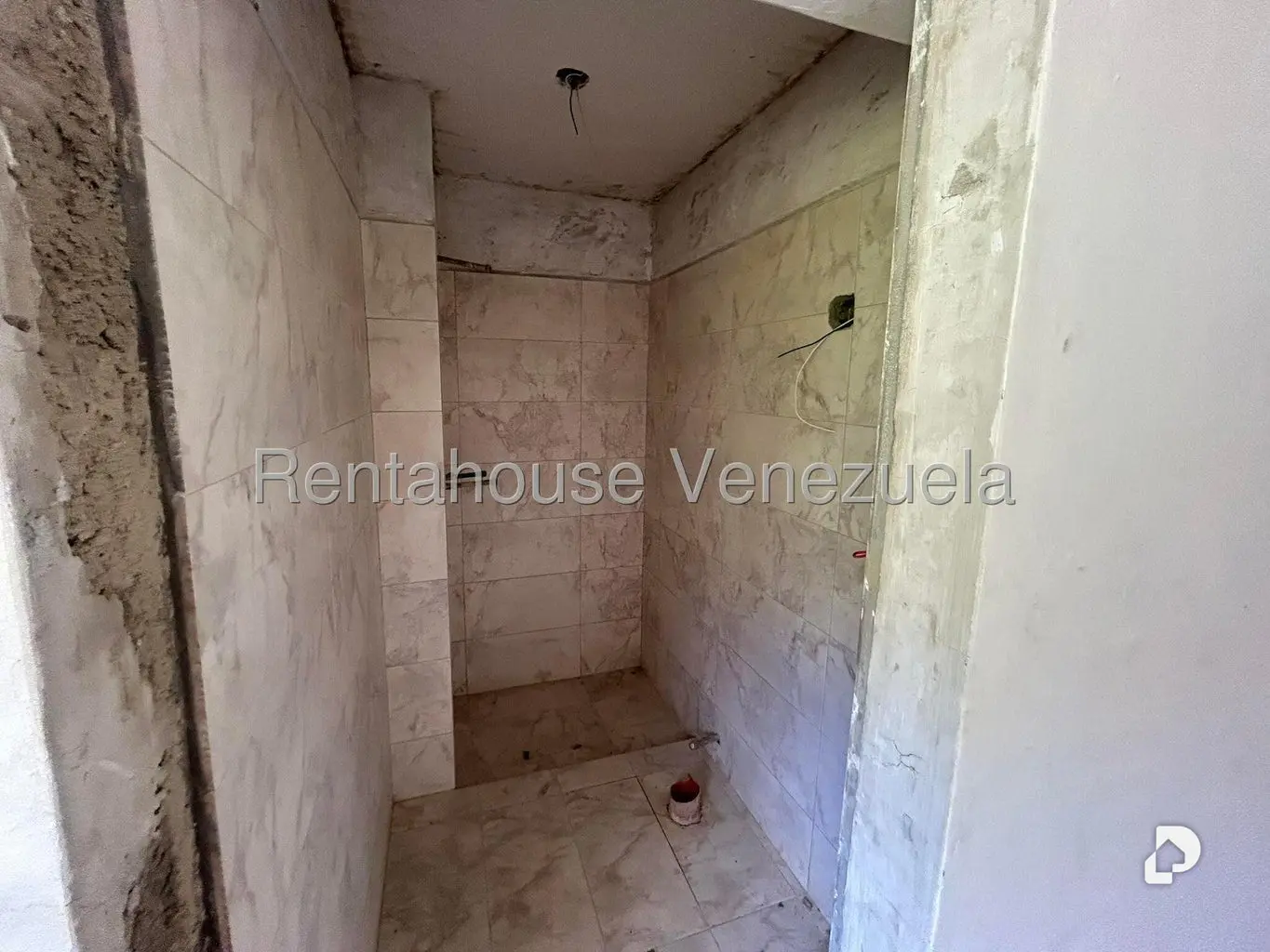 Apartamento en Oripoto, Caracas – 16