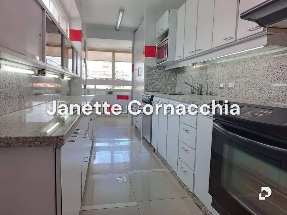 Apartamento en Chacao, Caracas – 17