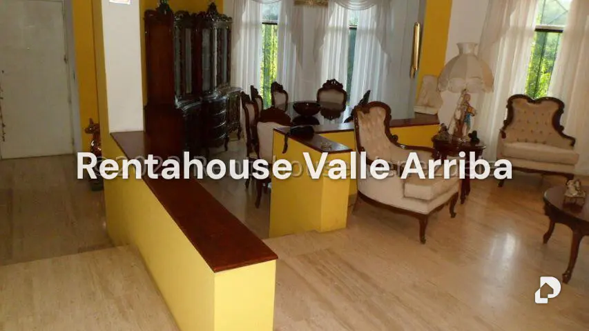 Casa en La Lagunita Country Club, Caracas