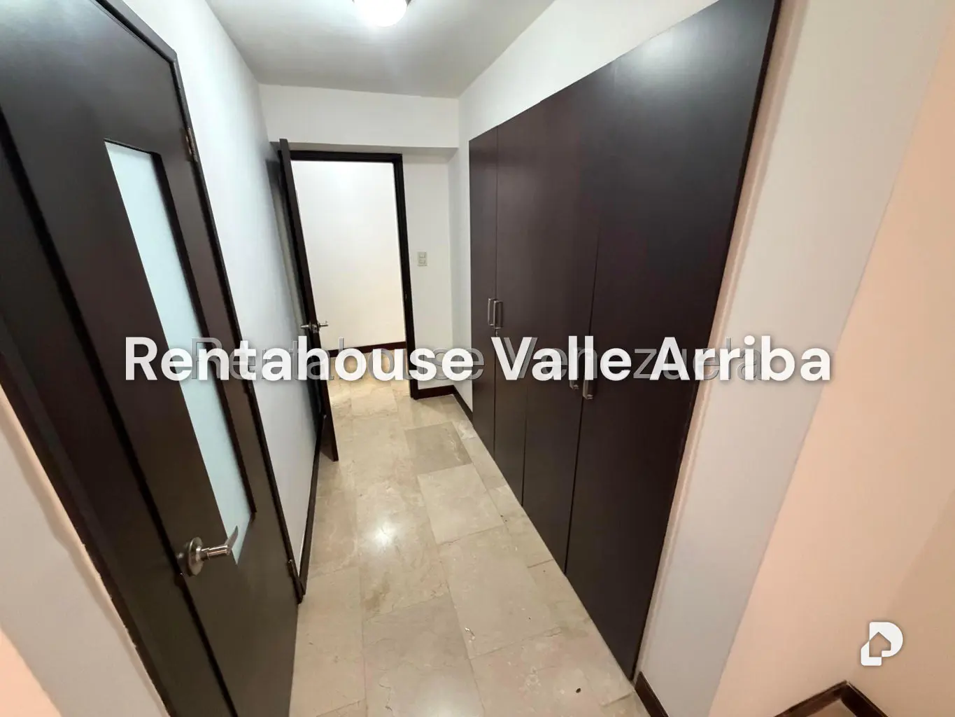 Apartamento en Santa Rosa de Lima, Caracas – 12