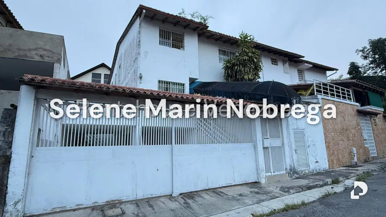 House in Alto Prado, Caracas – 1