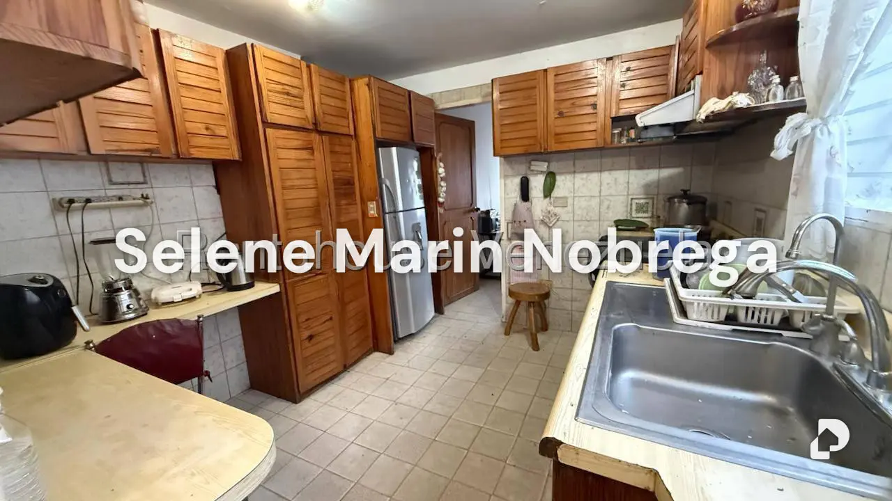 House in Alto Prado, Caracas – 14