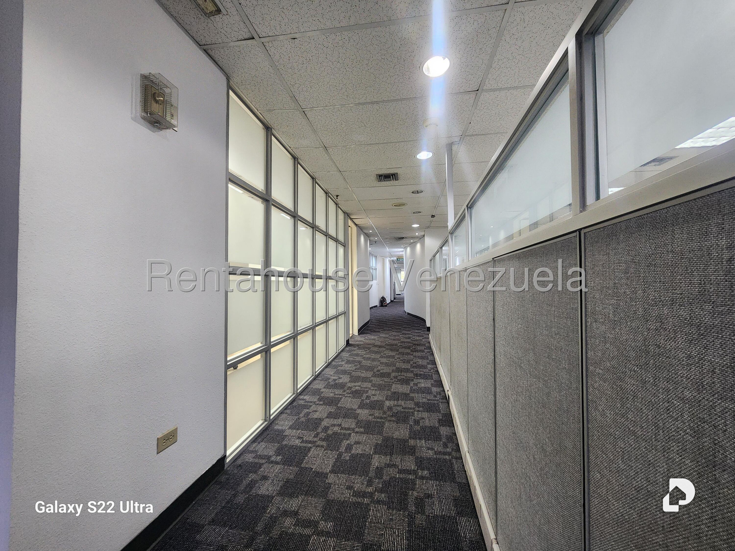 Oficina en El Bosque, Caracas – 10