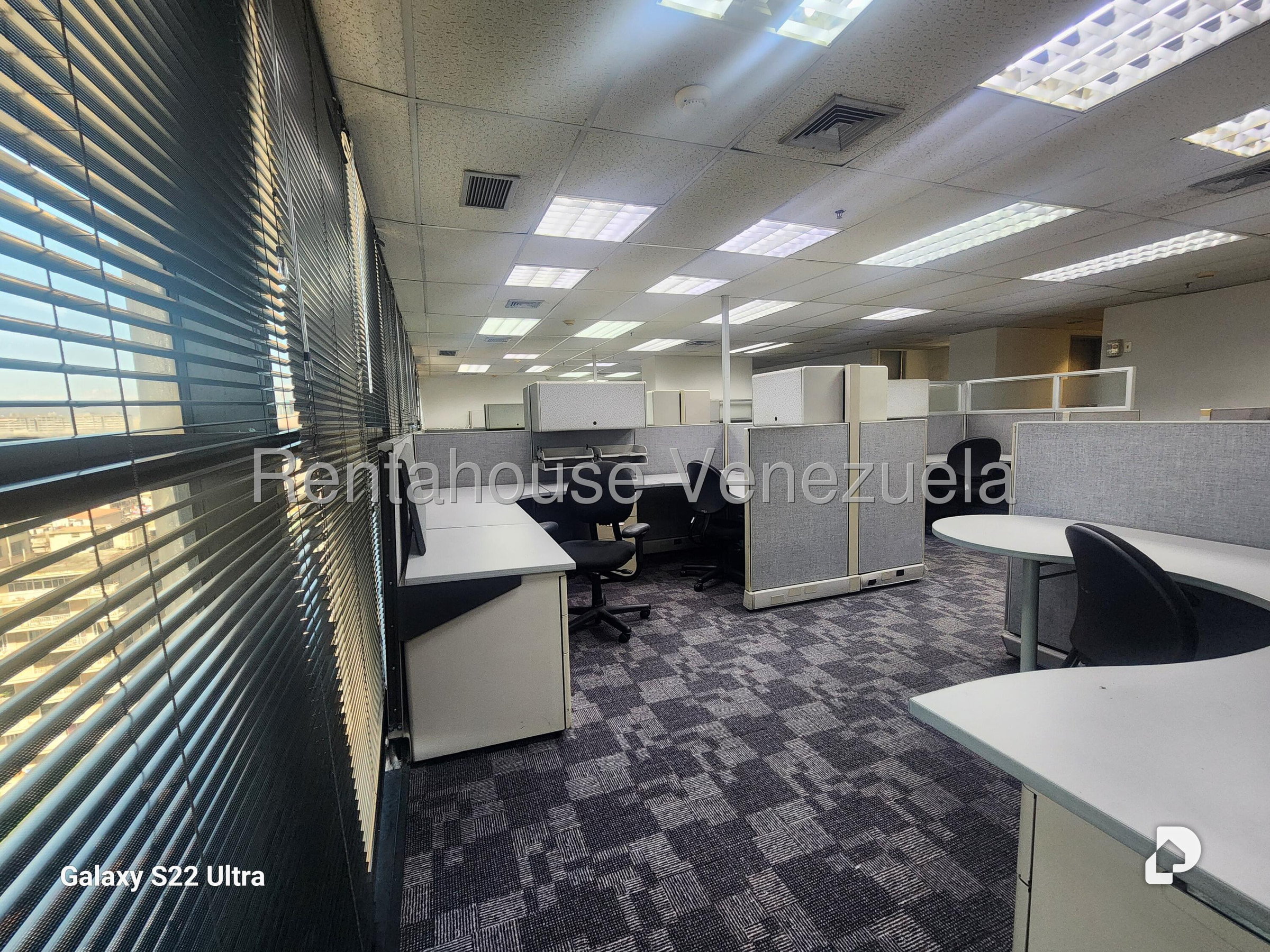 Oficina en El Bosque, Caracas – 29