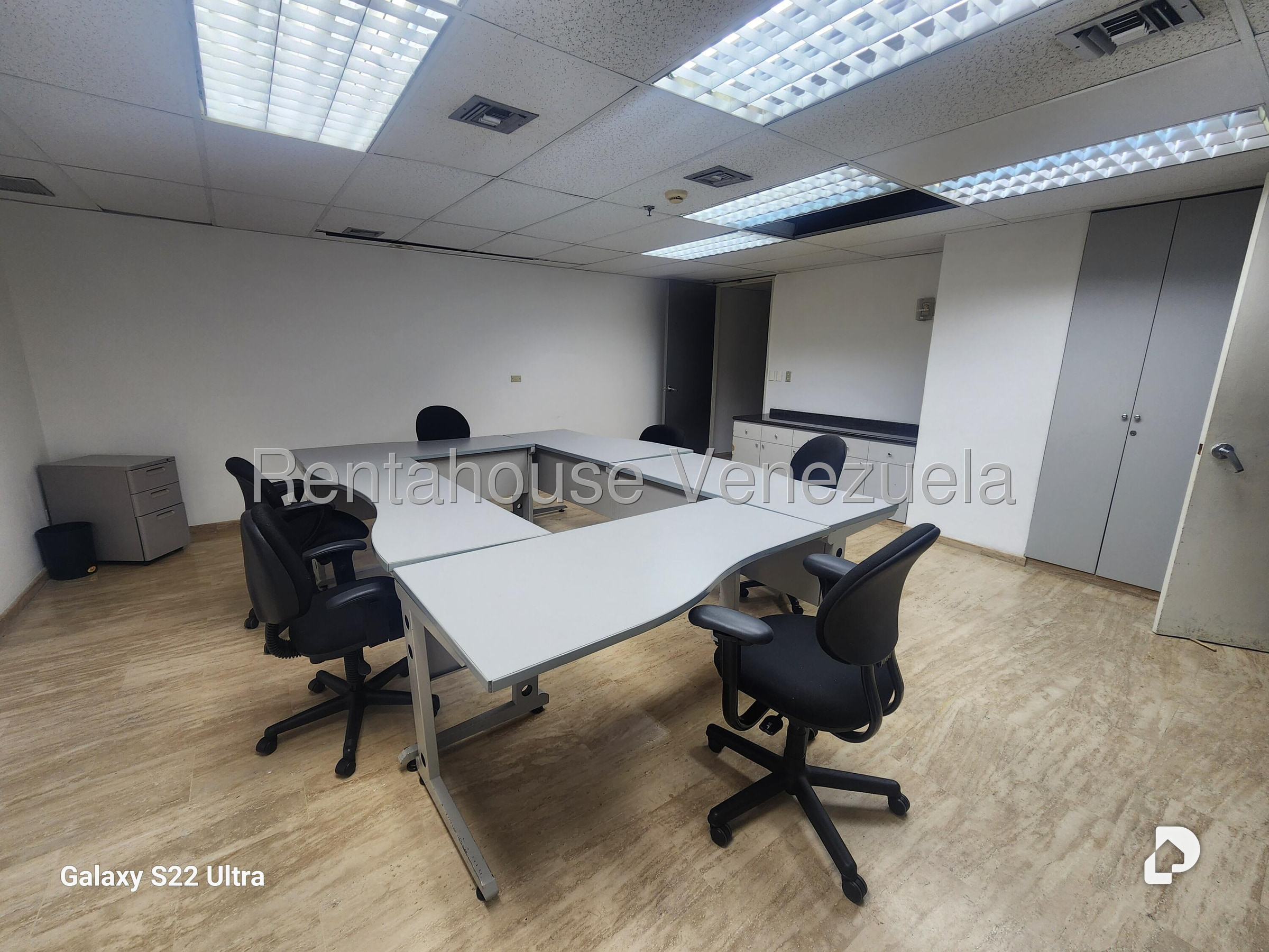 Oficina en El Bosque, Caracas – 14