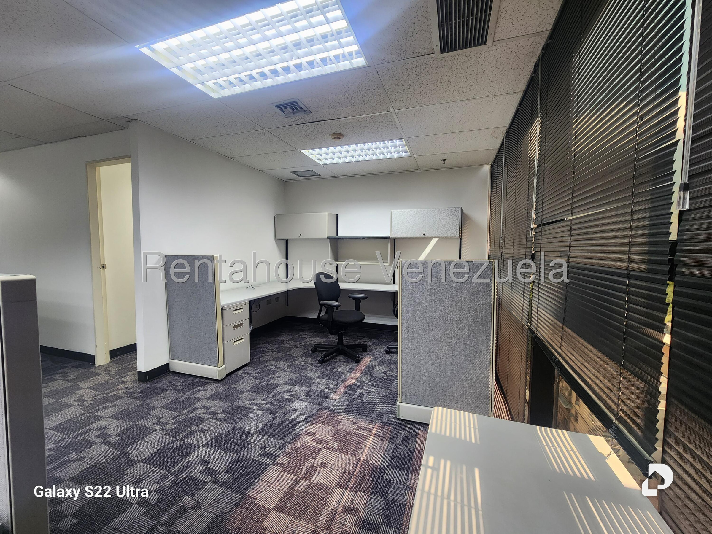 Oficina en El Bosque, Caracas – 17