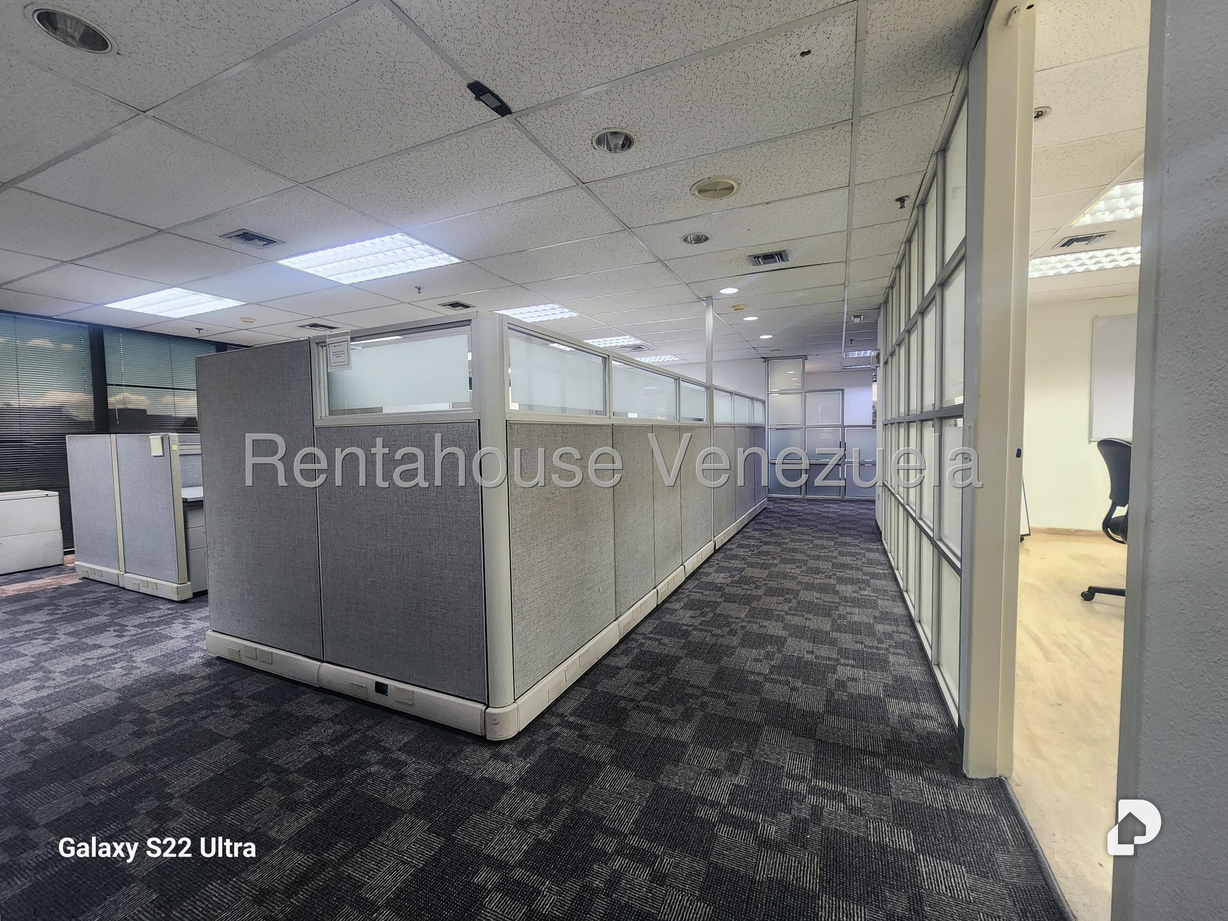 Oficina en El Bosque, Caracas – 11