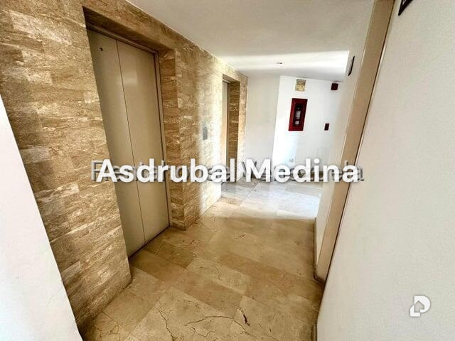 Apartamento en El Rosal, Caracas – 2