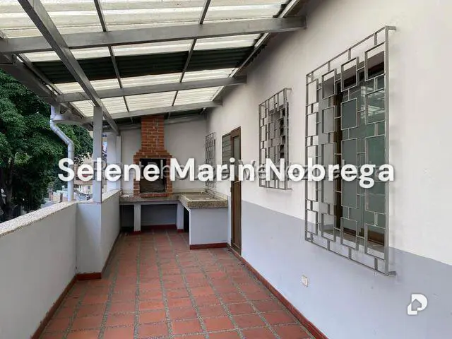 Building in Valle Abajo, Caracas – 25