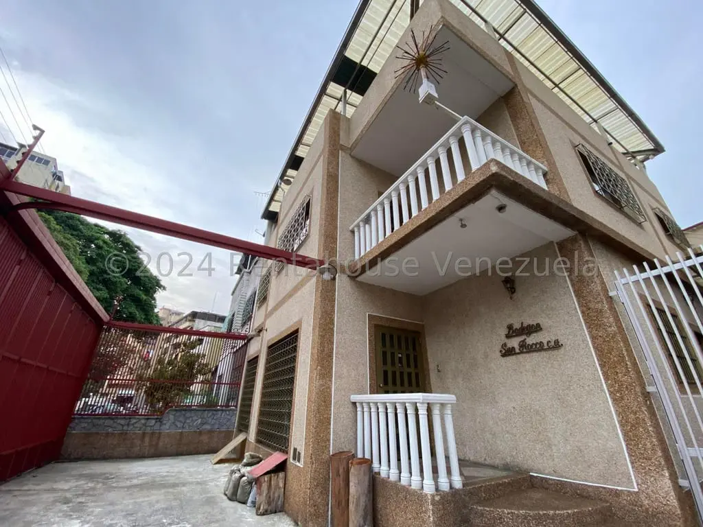 Edificio en Valle Abajo, Caracas - 1