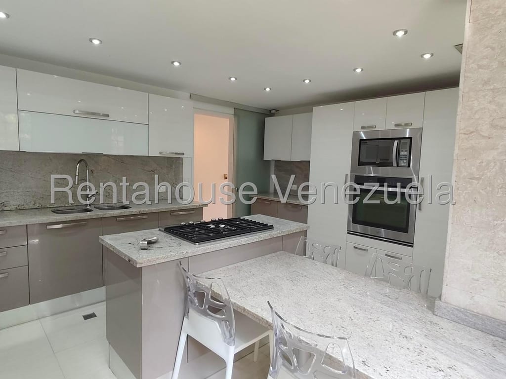 Apartamento en Colinas de Valle Arriba, Caracas