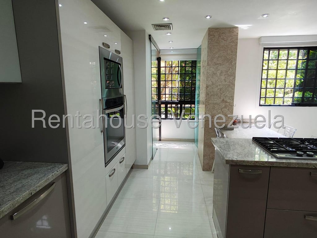 Apartamento en Colinas de Valle Arriba, Caracas