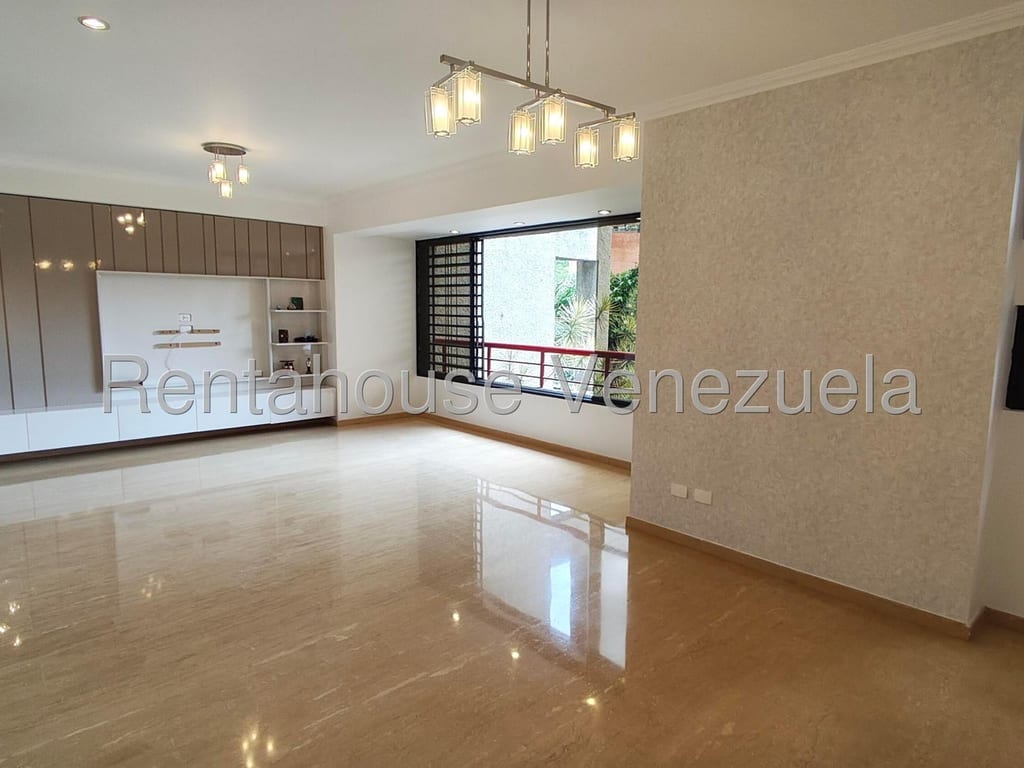 Apartamento en Colinas de Valle Arriba, Caracas