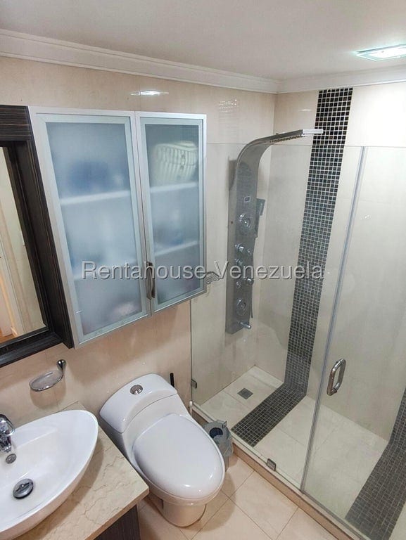 Apartamento en Colinas de Valle Arriba, Caracas