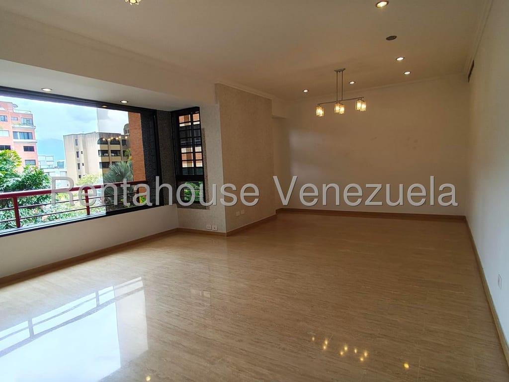 Apartamento en Colinas de Valle Arriba, Caracas