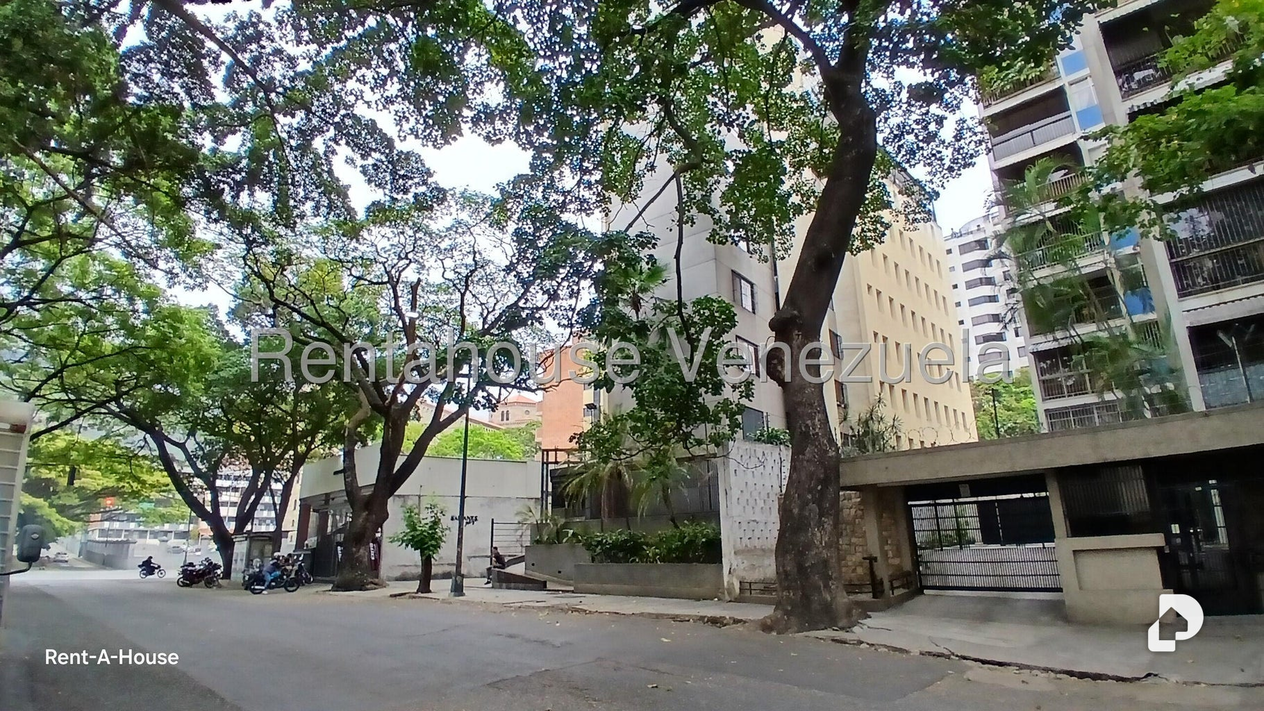 Apartamento en La Florida, Caracas – 7