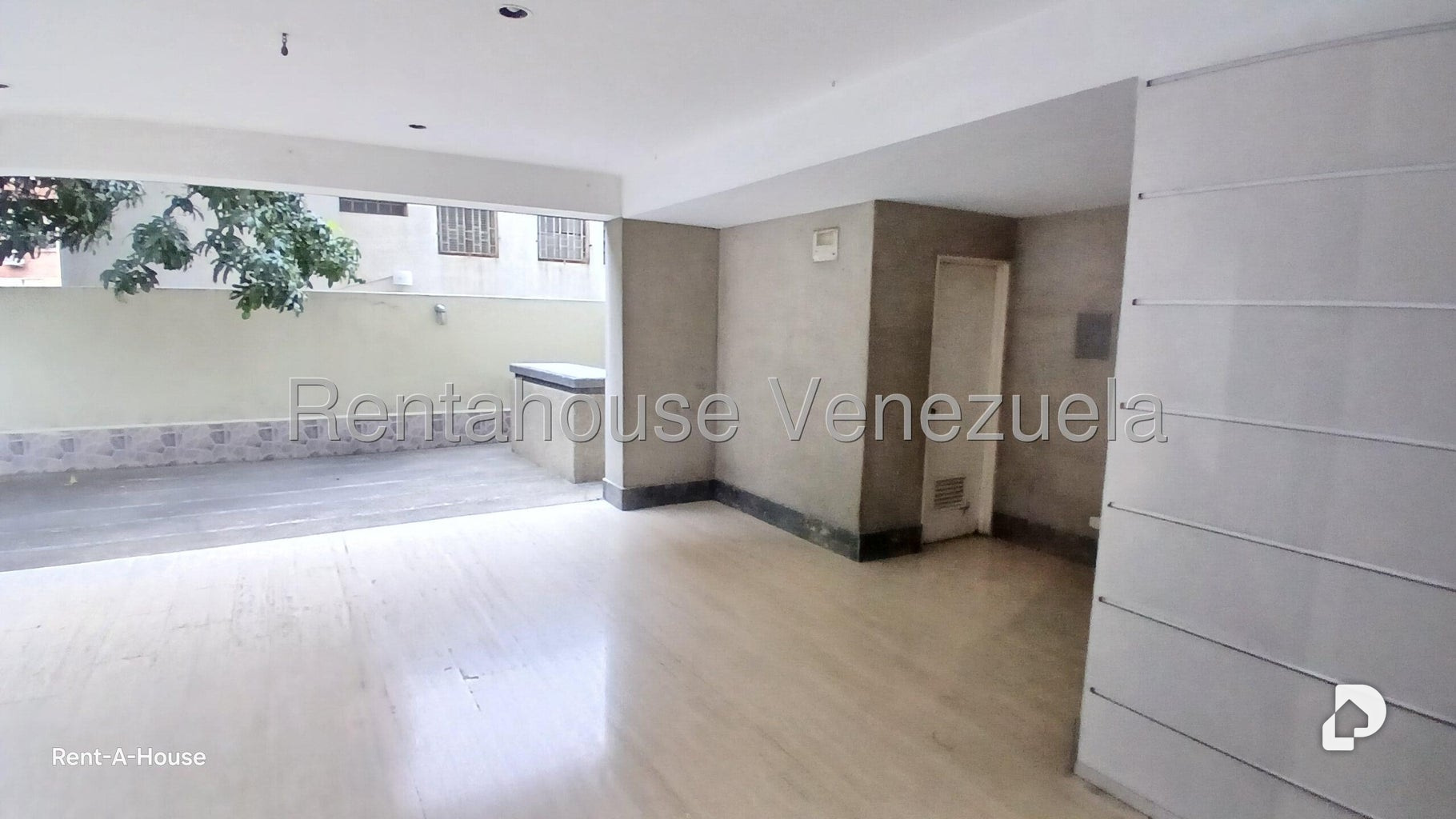 Apartamento en La Florida, Caracas – 16