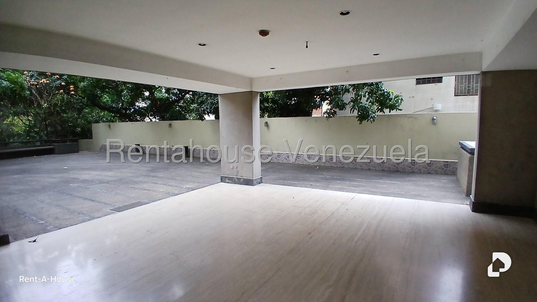 Apartamento en La Florida, Caracas – 15