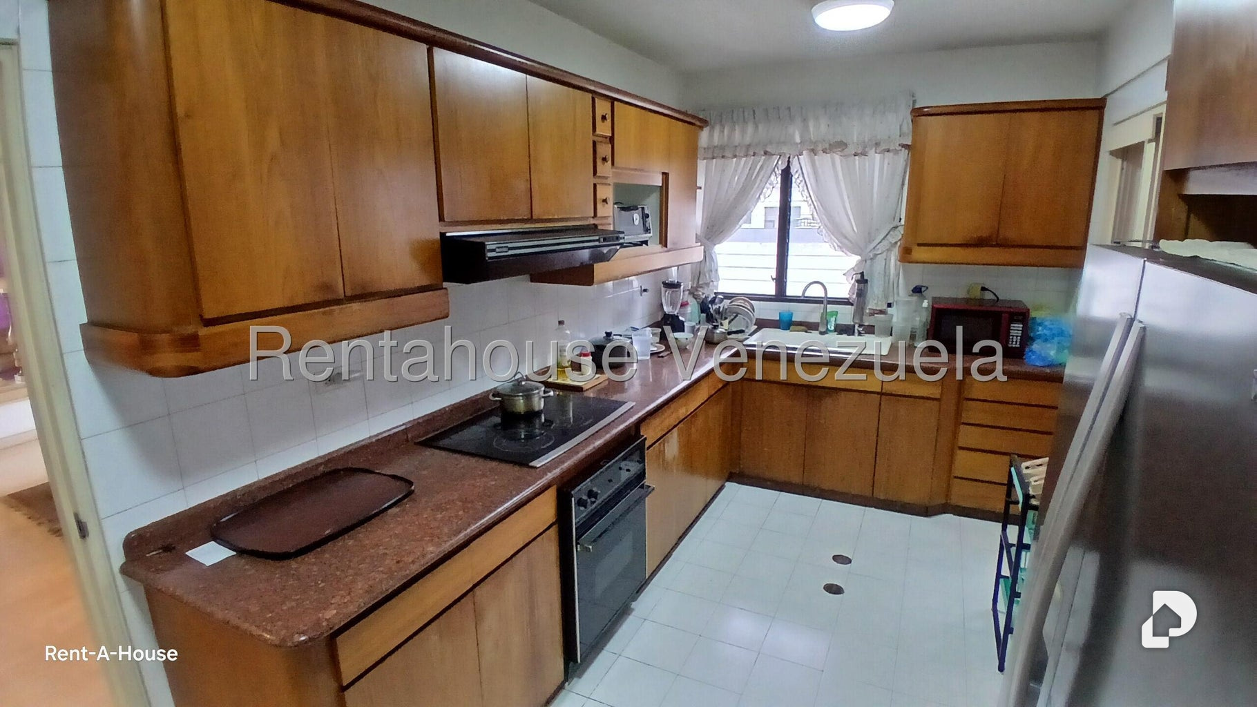 Apartamento en La Florida, Caracas – 18
