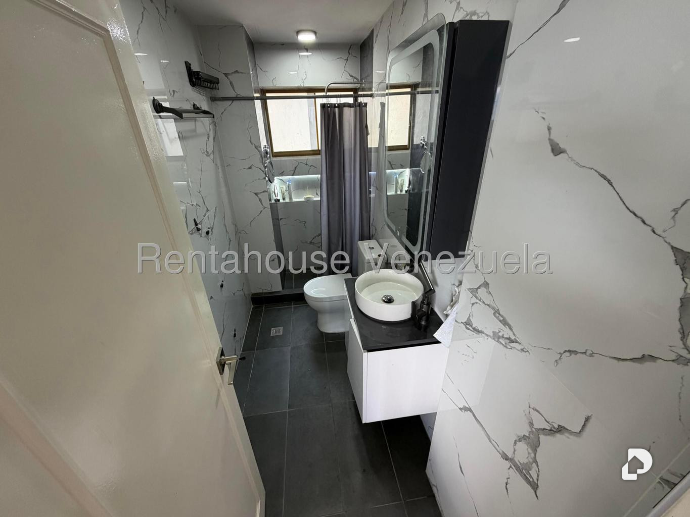 Apartamento en Manzanares, Caracas – 18