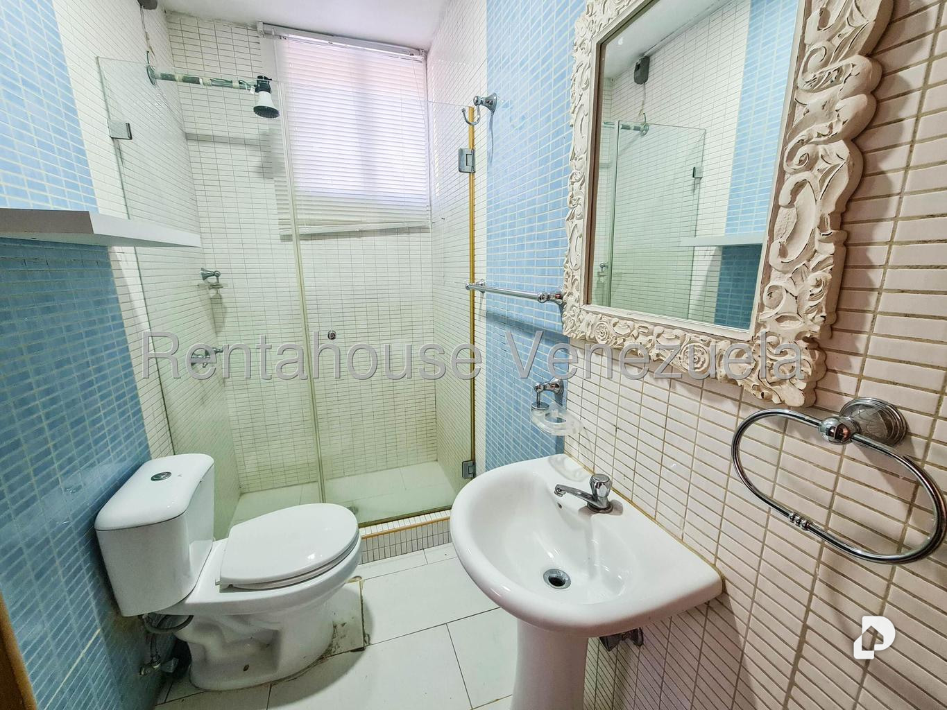 Casa en Cumbres de Curumo, Caracas – 18