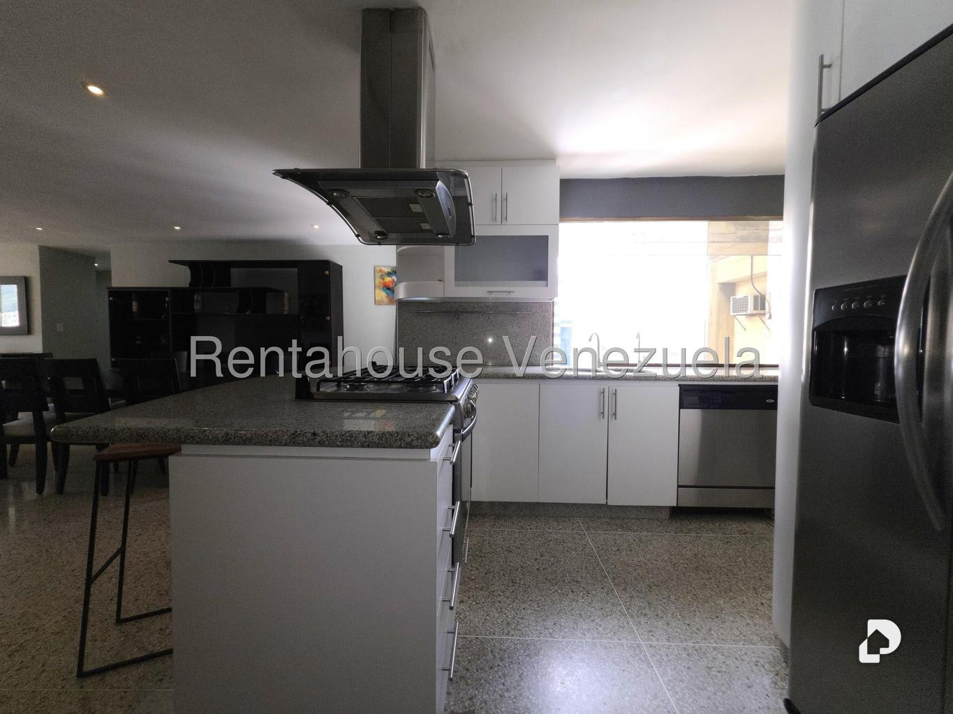 Apartamento en Altamira, Caracas – 11