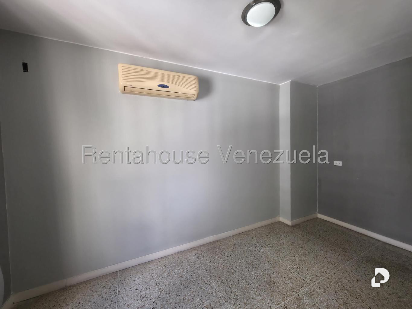 Apartamento en Altamira, Caracas – 15