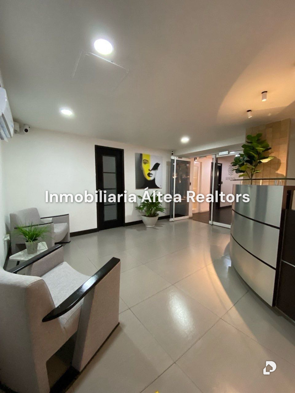 Local comercial en Las Mercedes, Caracas – 2
