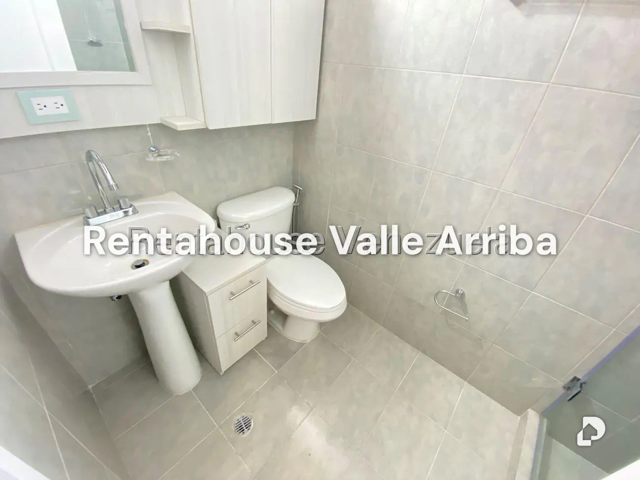 Apartamento en Colinas de La Tahona, Caracas – 24