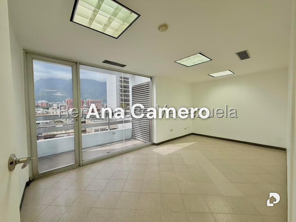 Oficina en Chacao, Caracas – 8