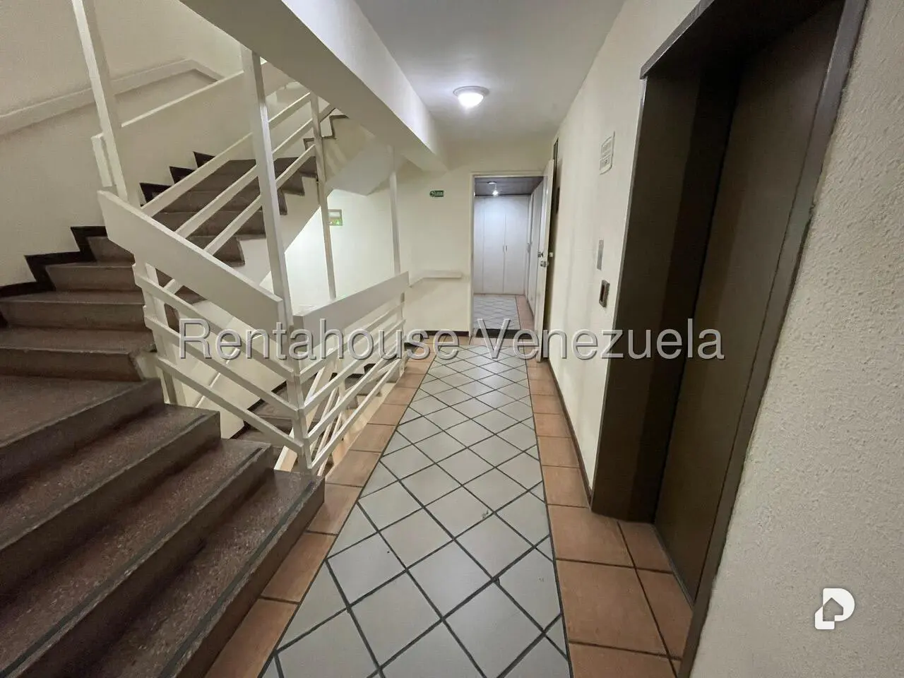 Apartamento en Los Naranjos (del Cafetal), Caracas – 10