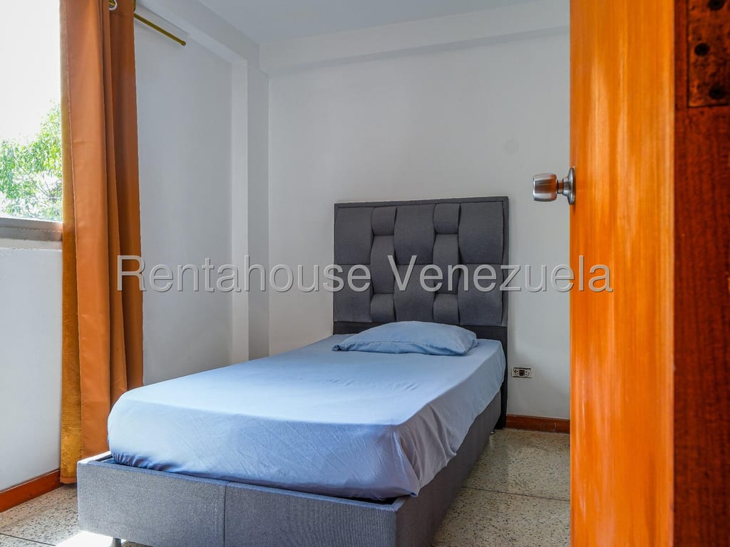 Edificio en Colinas de Bello Monte, Caracas