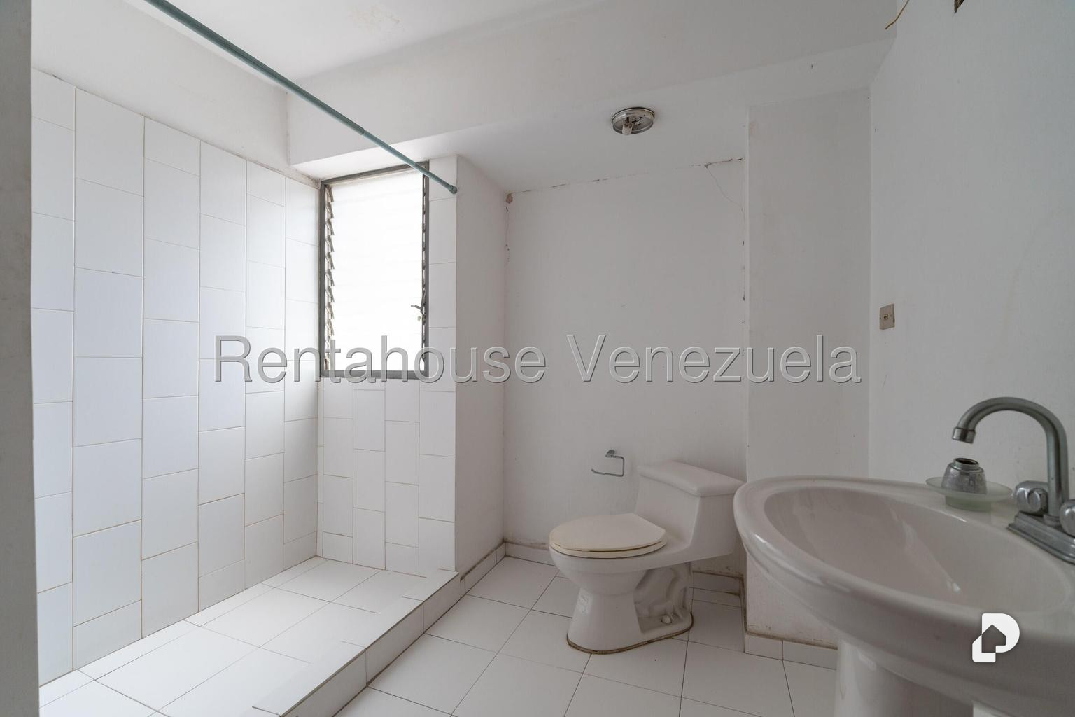 Apartamento en Los Chorros, Caracas – 24