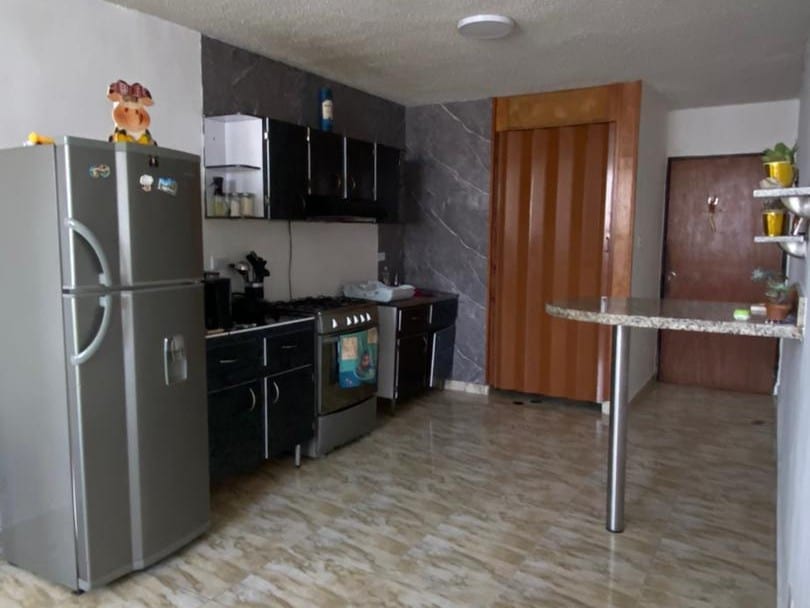 Apartamento en Los Guayos - 1