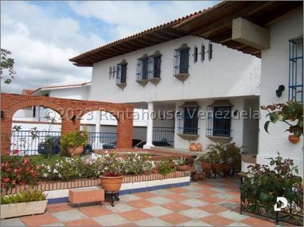 Casa en Cumbres de Curumo, Caracas – 3