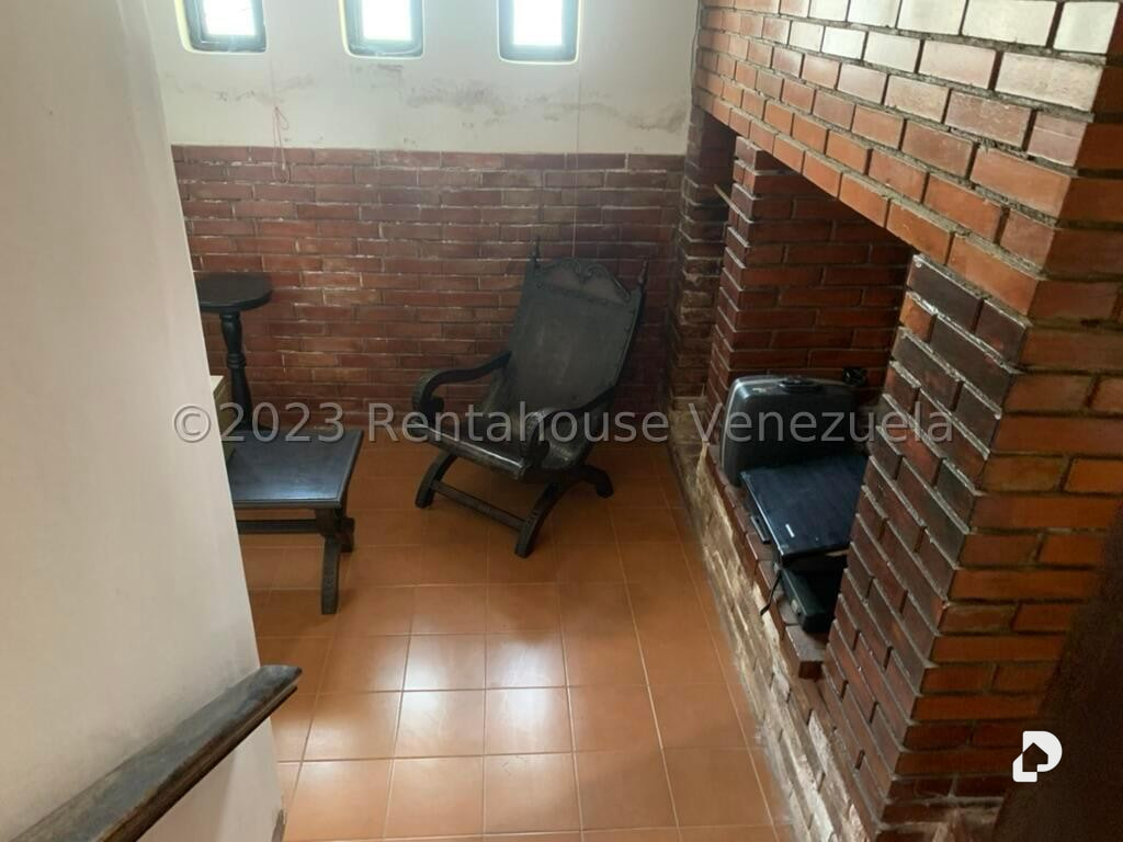 Casa en Cumbres de Curumo, Caracas – 24