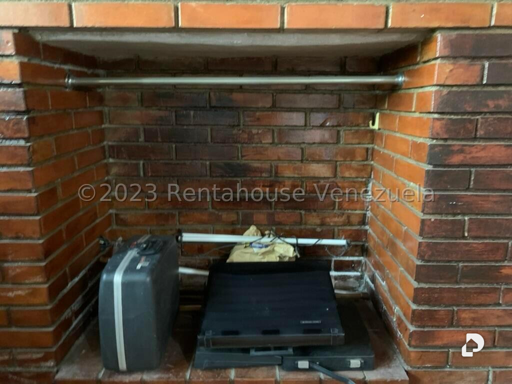 Casa en Cumbres de Curumo, Caracas – 27